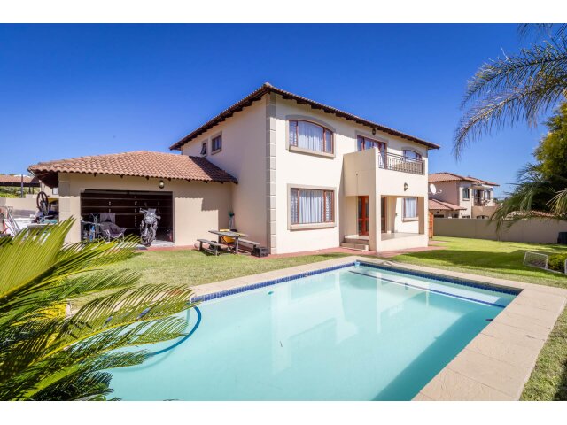 <!--[if BLOCK]><![endif]--> 62  Pine Road, Broadacres,  Sandton <!--[if ENDBLOCK]><![endif]-->